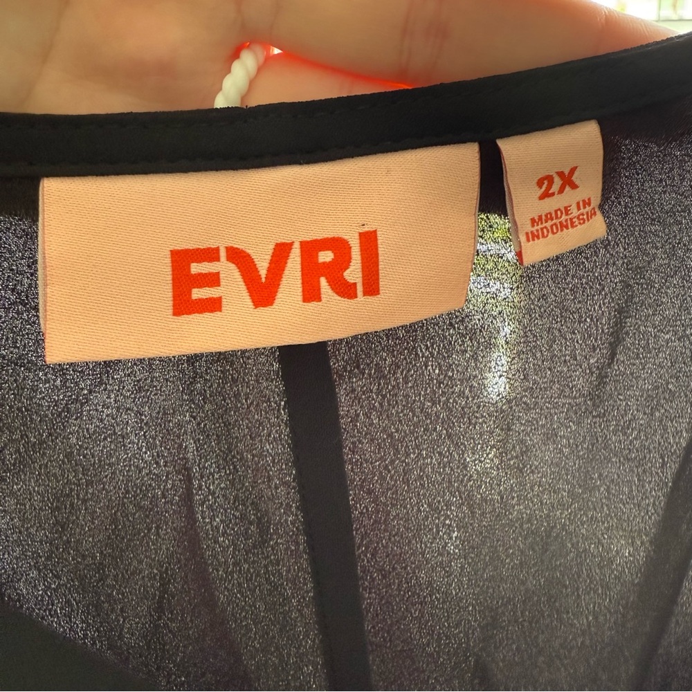 EVRI Tunic Black Long Sleeve (A10) - Picture 5 of 7